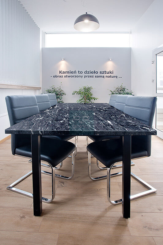 Stół konferencyjny granitowy - Cosmic Black